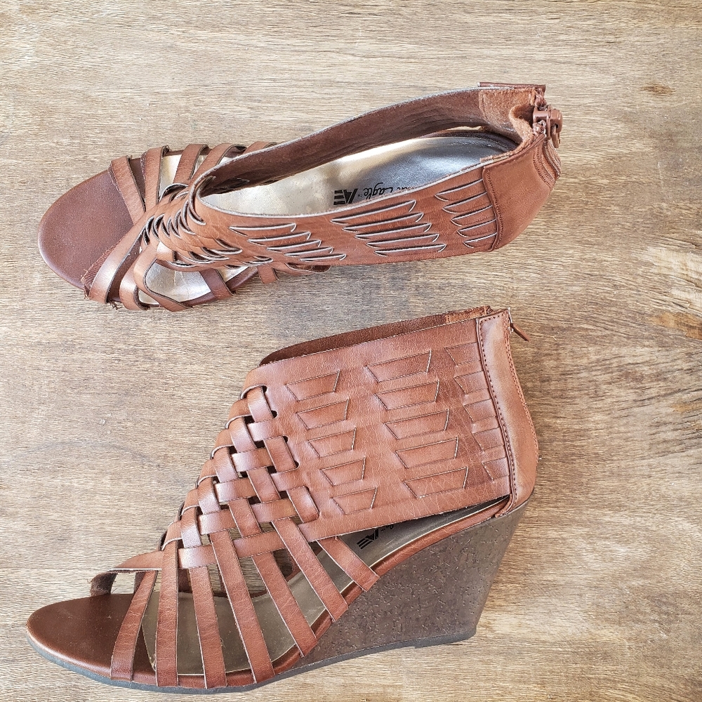 American Eagle Woven Wedge Sandal - Picture 7 of 7
